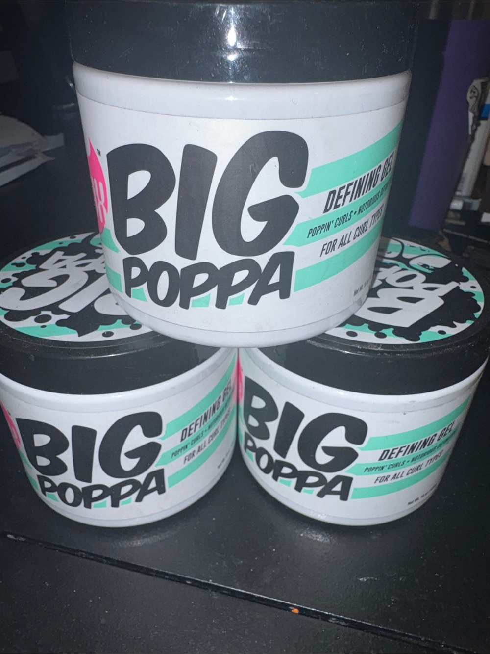Defining Butter - Hydrating Styling Cream (White with Mint Accents)